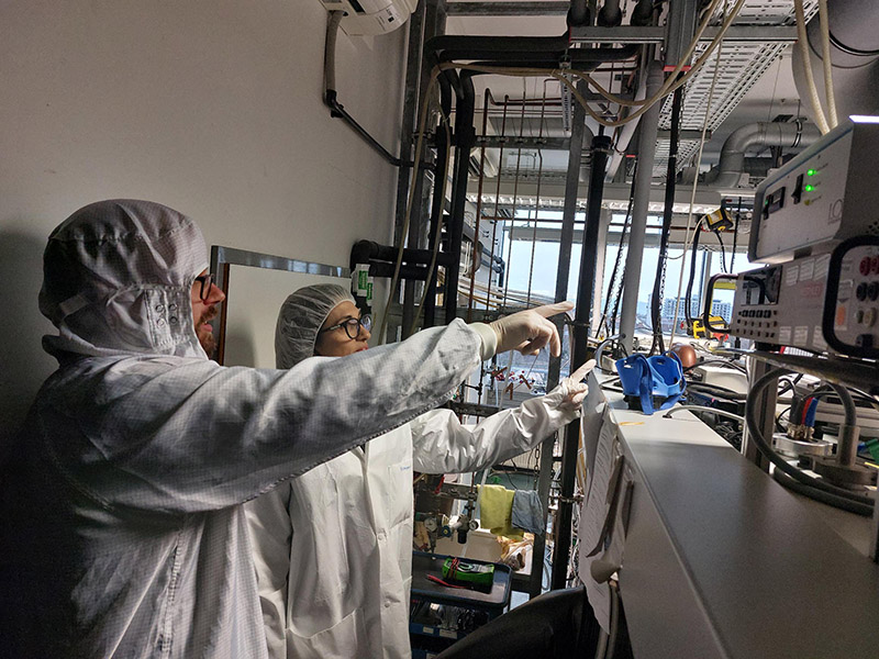 Towards accurate and reliable IV and spatially-resolved EL/PL measurements of perovskite mini-modules.